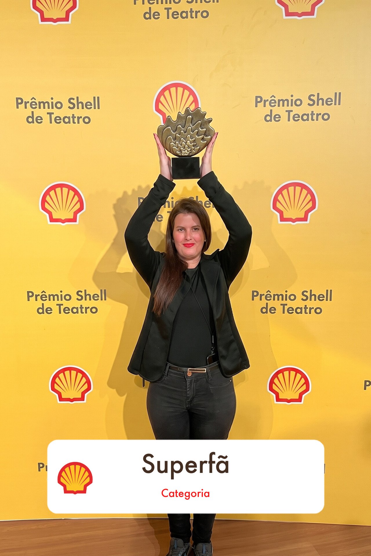AI-generated photo of the guest lifting the trophy